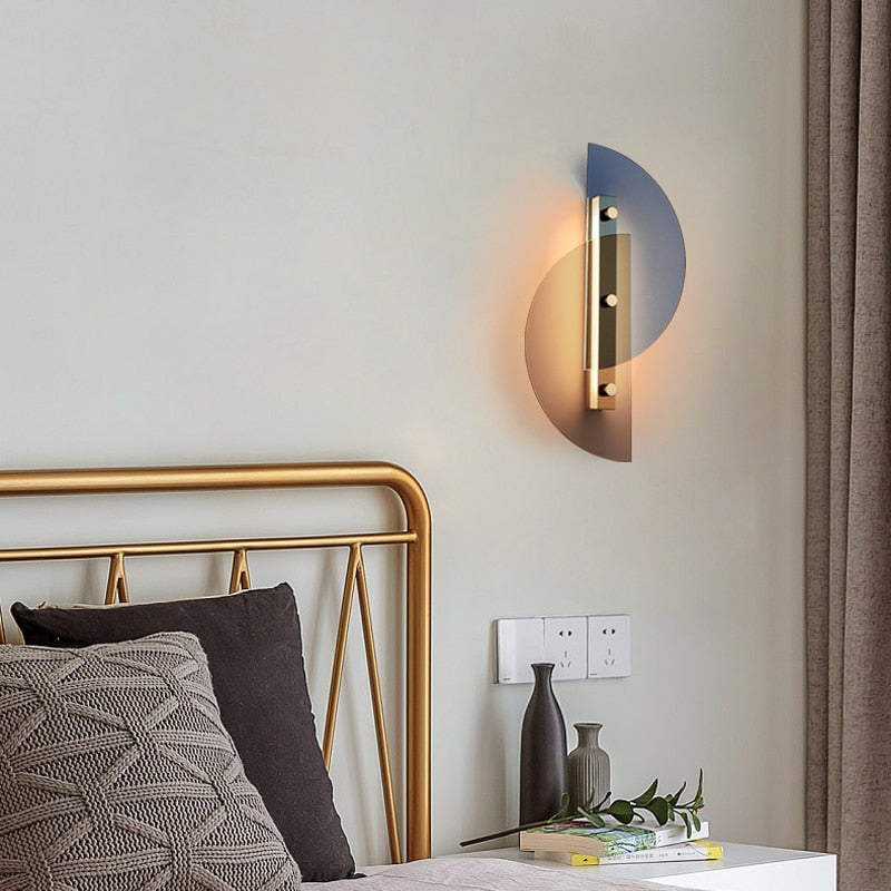 Artistic LED Wall Lamp